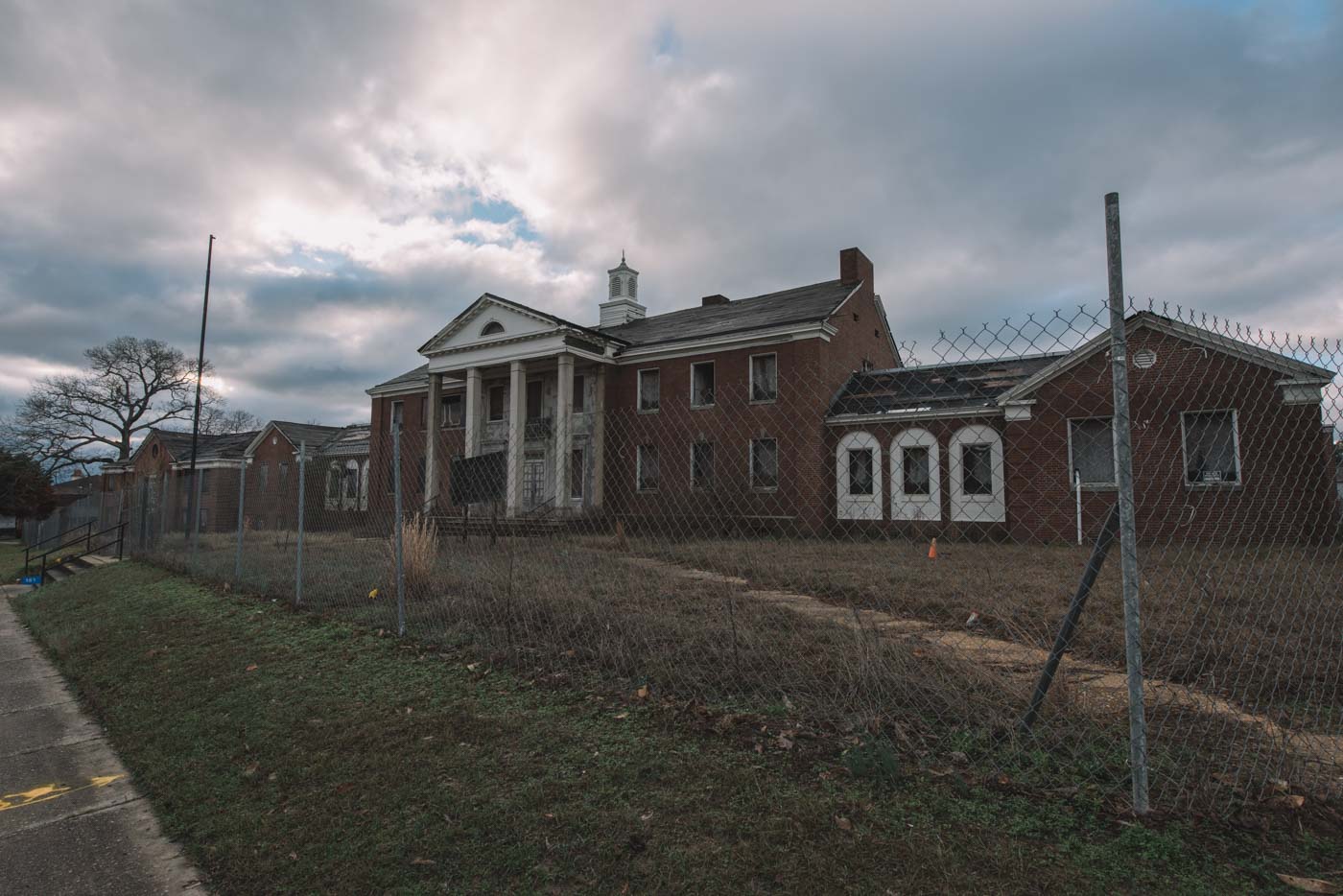 Taylor Memorial Hospital Autopsy of Architecture