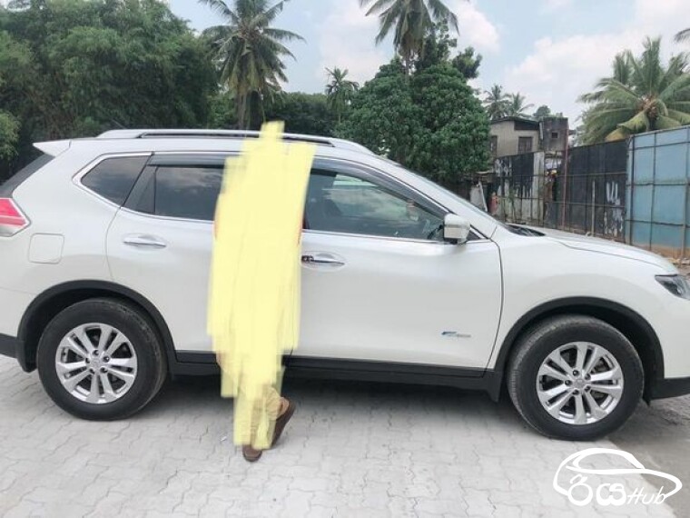 Used Nissan XTrail 2015 SUV for Sale Rs.11000000 in Athurugiriya Sri Lanka