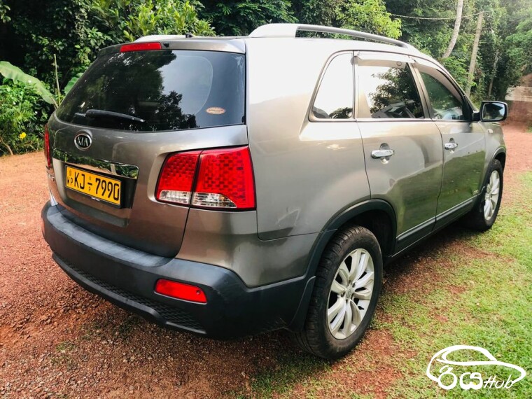 Used Kia Sorento 2010 Car for Sale Rs.9050000 in Nittambuwa Sri Lanka