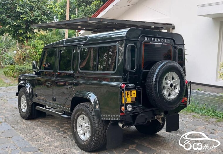Used Land Rover Defender 110 2009 SUV for Sale Rs.24500000 in Meerigama
