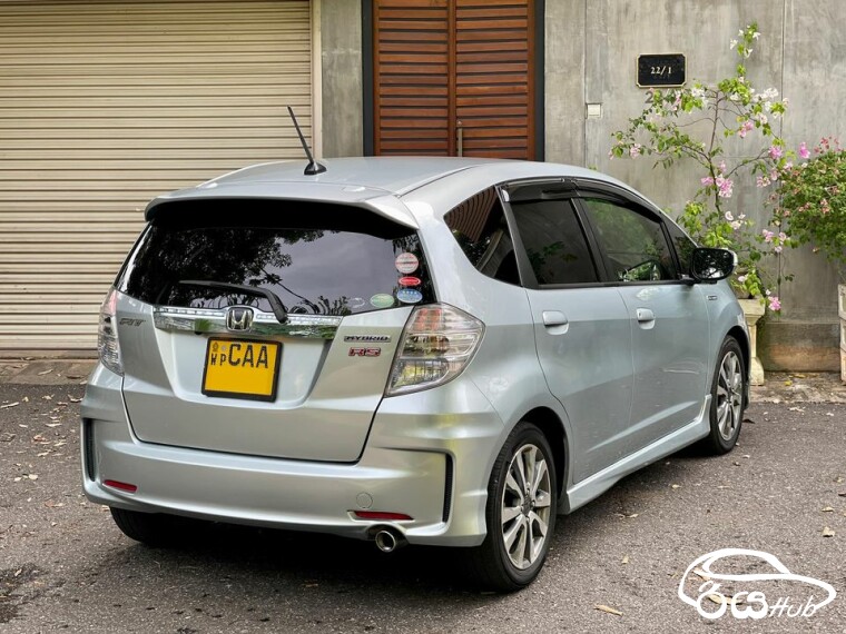 Used Honda Fit GP4 2013 Car for Sale in Dehiwala Sri Lanka