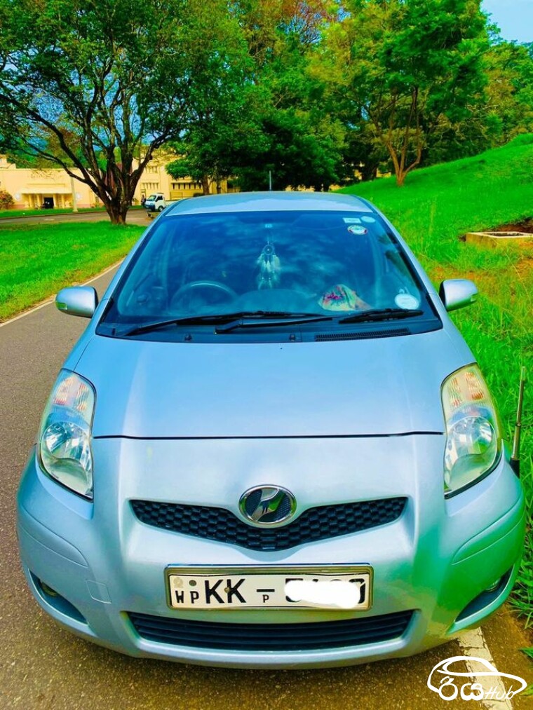 Used Toyota Vitz 2007 Car for Sale in Kandy Sri Lanka
