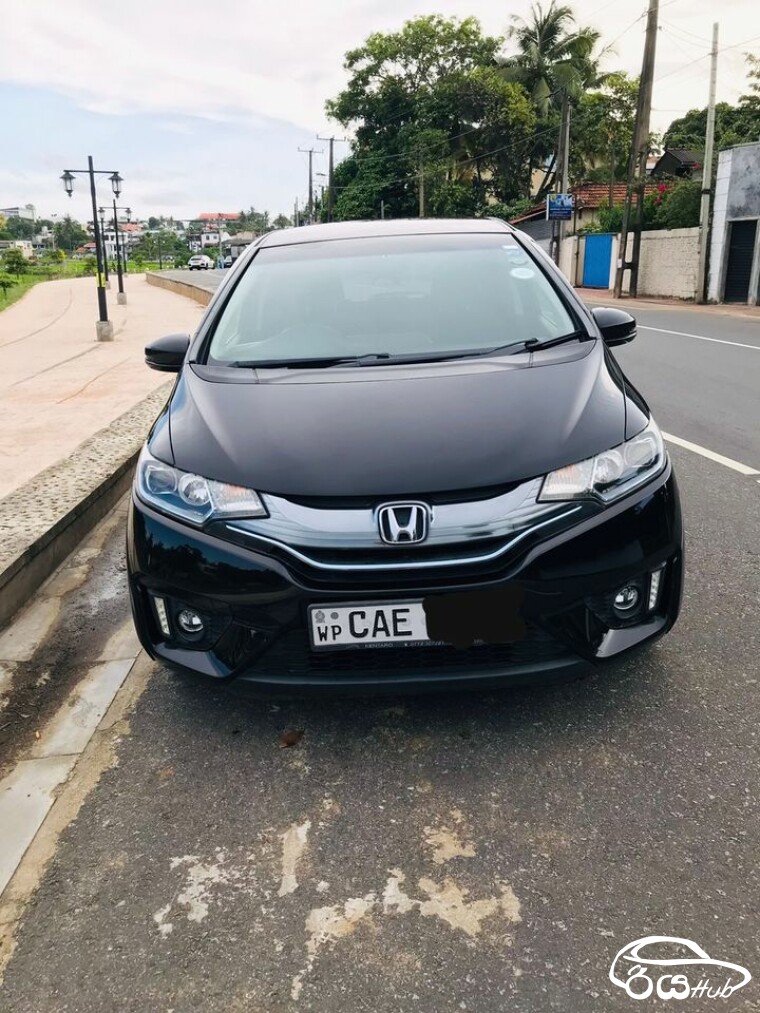 Used Honda Fit GP5 2014 Car for Sale in Maharagama Sri Lanka
