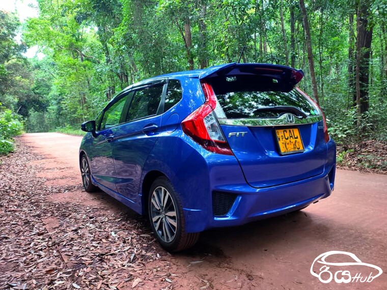 Used Honda Fit GP5 2014 Car for Sale in Kuliyapitiya Sri Lanka