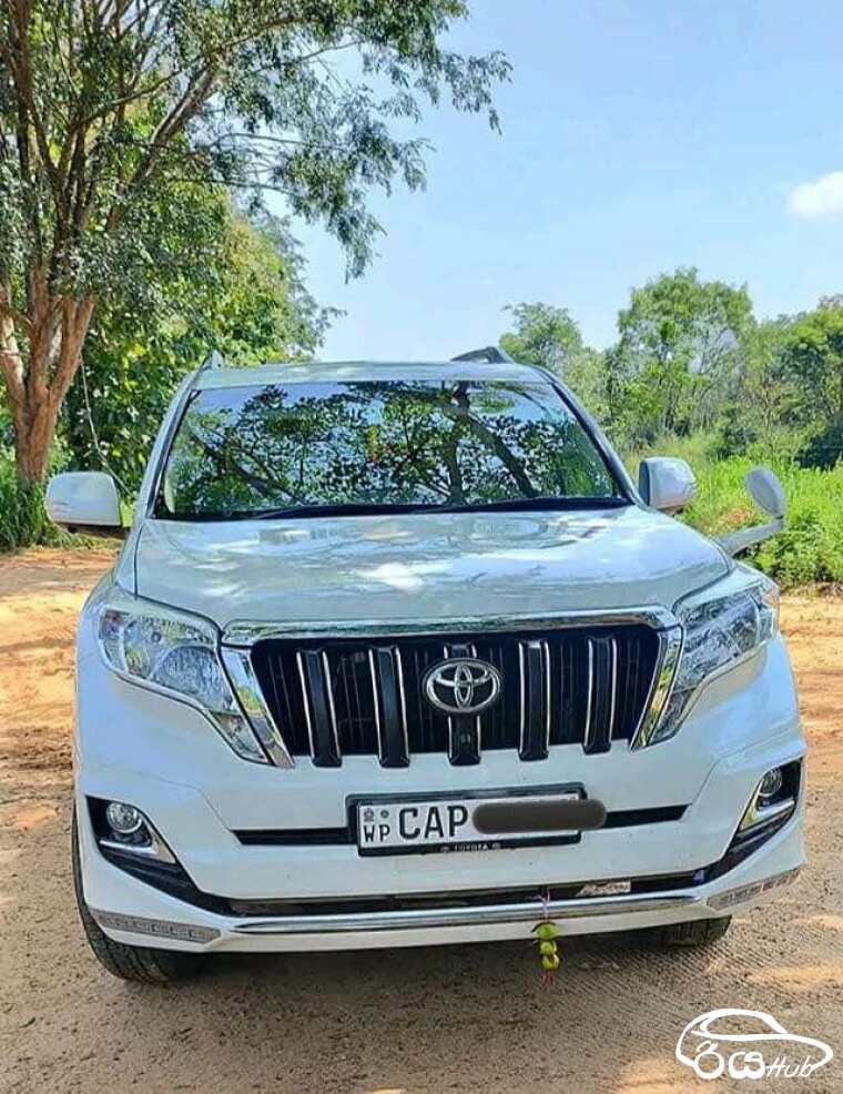 Used Toyota Land Cruiser Prado 2015 SUV for Sale in Hokandara Sri Lanka