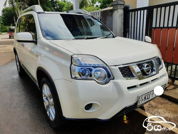 Used Nissan XTrail 2012 SUV for Sale in Polgolla Sri Lanka