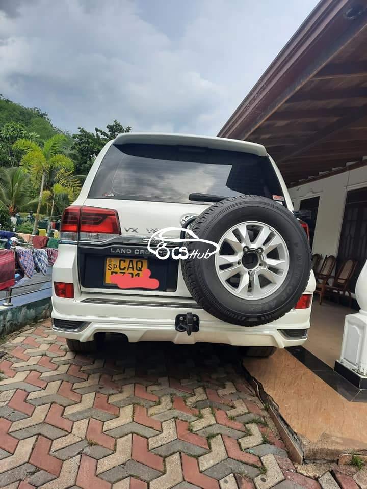 Used Toyota Land Cruiser V8 2016 SUV for Sale in Ratnapura Sri Lanka
