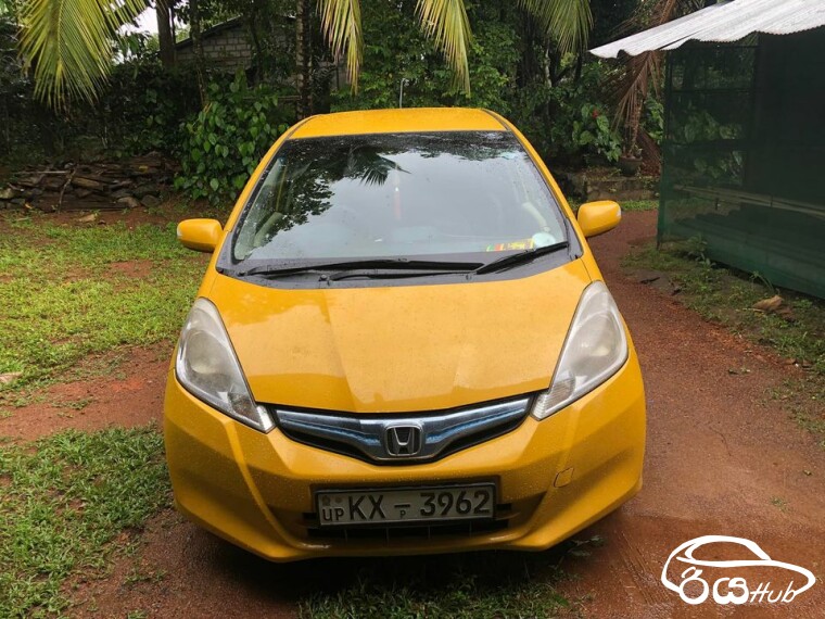 Used Honda Fit GP1 2012 Car for Sale in Colombo Sri Lanka