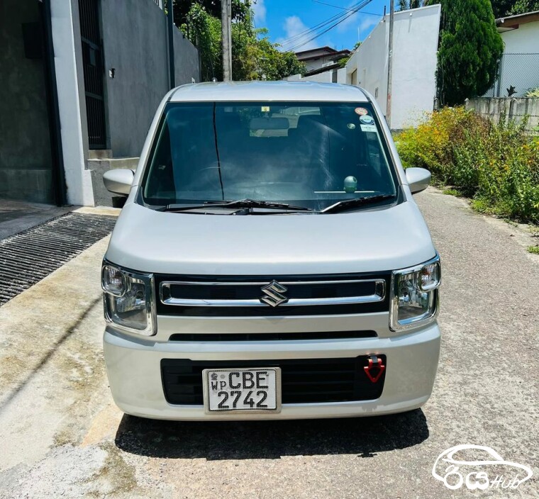 Used Suzuki Wagon R Fx 2017 Car for Sale Rs.4795000 in Colombo Sri Lanka