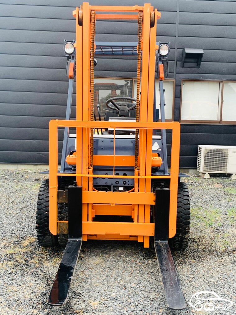 Reconditioned Komatsu Forklift 2022 HeavyDuty for Sale Rs.2500000 in