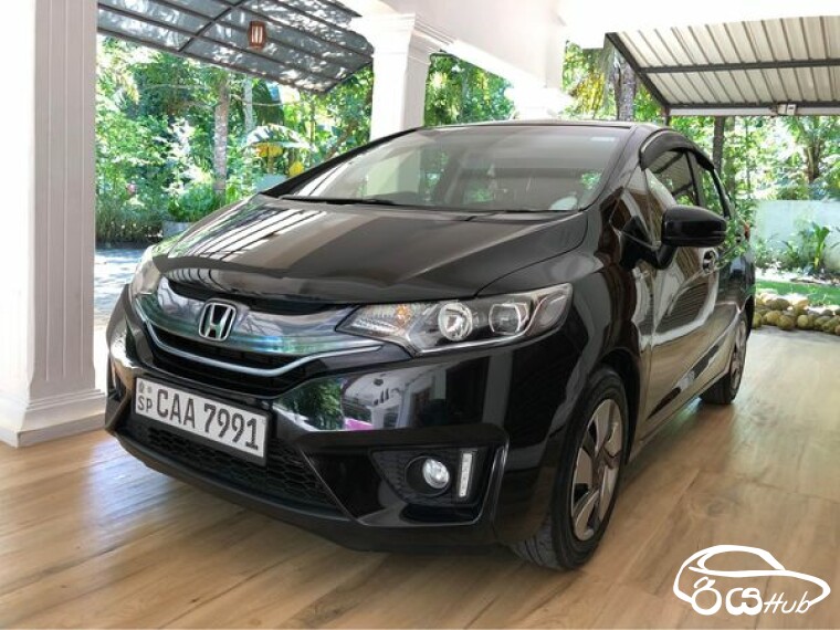 Used Honda Fit GP5 2014 Car for Sale Rs.6450000 in Matara Sri Lanka