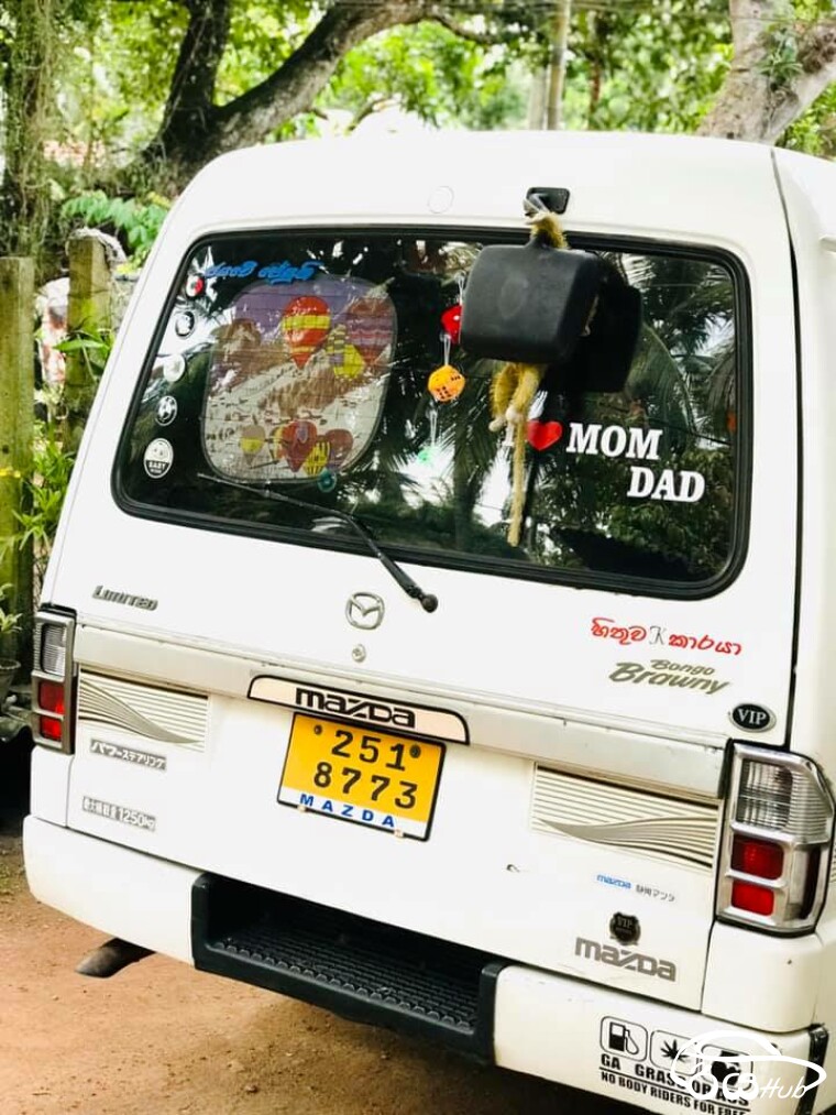 Used Mazda Browny 1993 Van for Sale Rs.2950000 in Negombo Sri Lanka