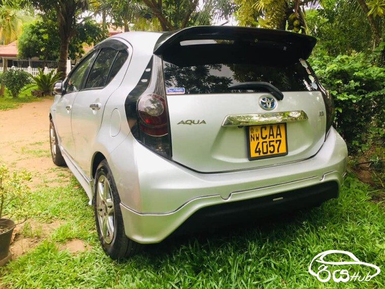 Used Toyota Aqua 2012 Car for Sale Rs.1600000 in Kurunegala Sri Lanka