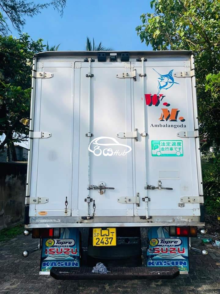 Used Isuzu NPR freezer 2005 Lorry for Sale Rs.3250000 in Ambalangoda