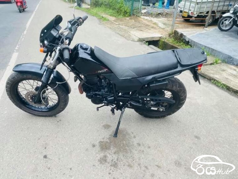 Used Yamaha TW 225 2012 Motorcycle for Sale Rs.685000 in Kurunegala Sri