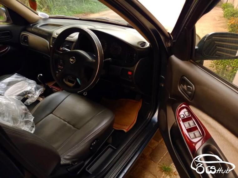Used Nissan Sunny N17 2003 Car for Sale Rs.3190000 in Imbulgoda Sri Lanka