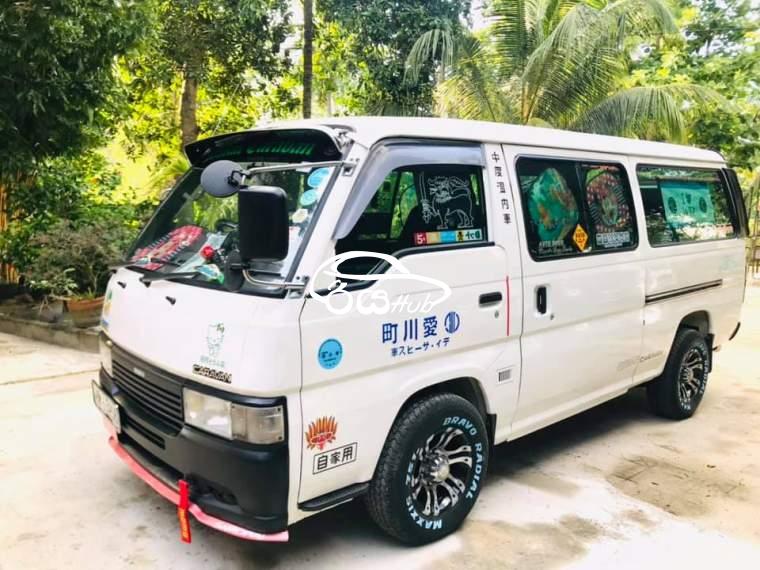 Used Nissan Caravan 2000 Van for Sale in Pannala Sri Lanka
