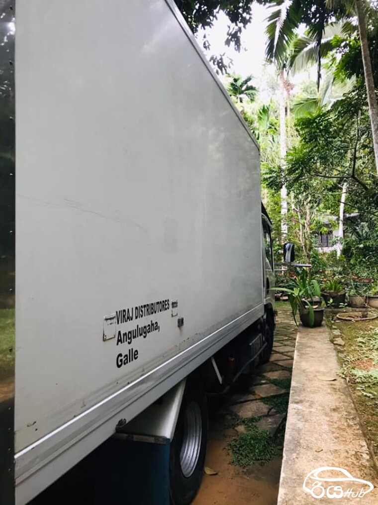 Used Isuzu Freezer Truck 2010 Lorry for Sale Rs.4000000 in Galle Sri Lanka