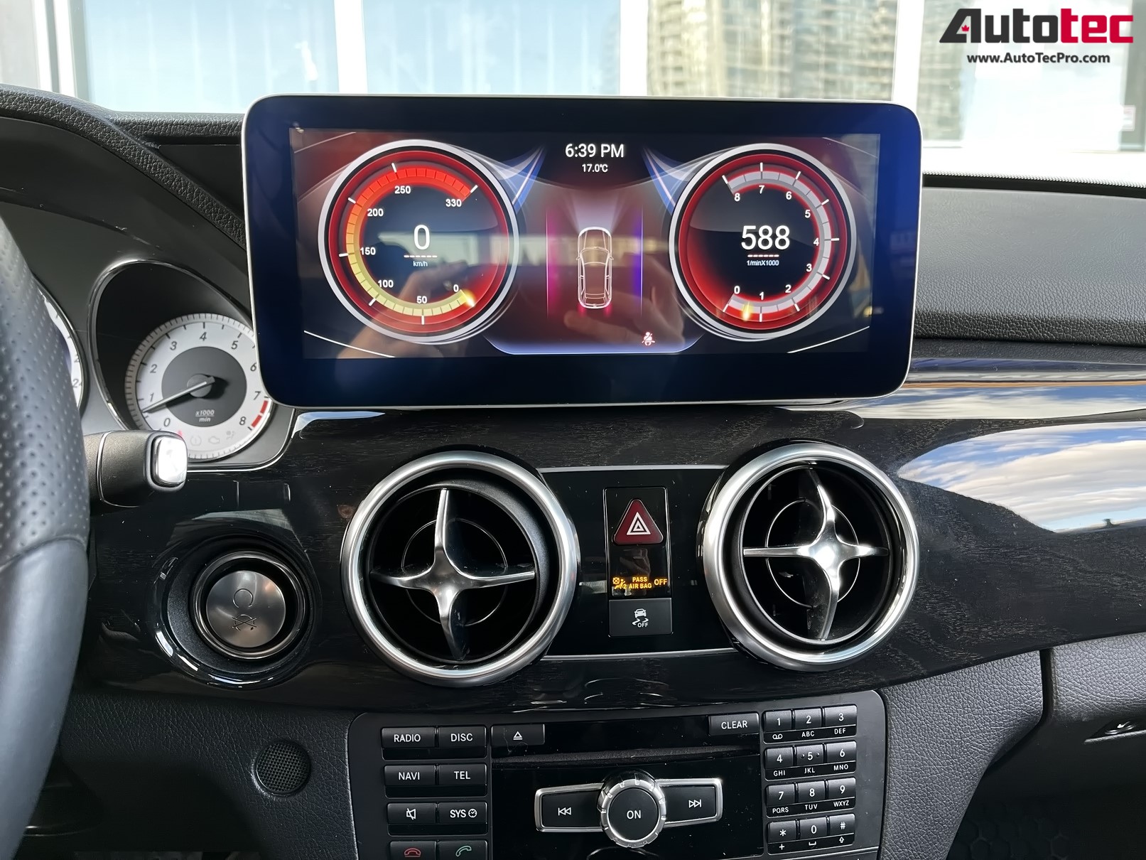 MercedesBenz GLK (20132015 X204) DirectFit 10.25″ HD IPS Touch