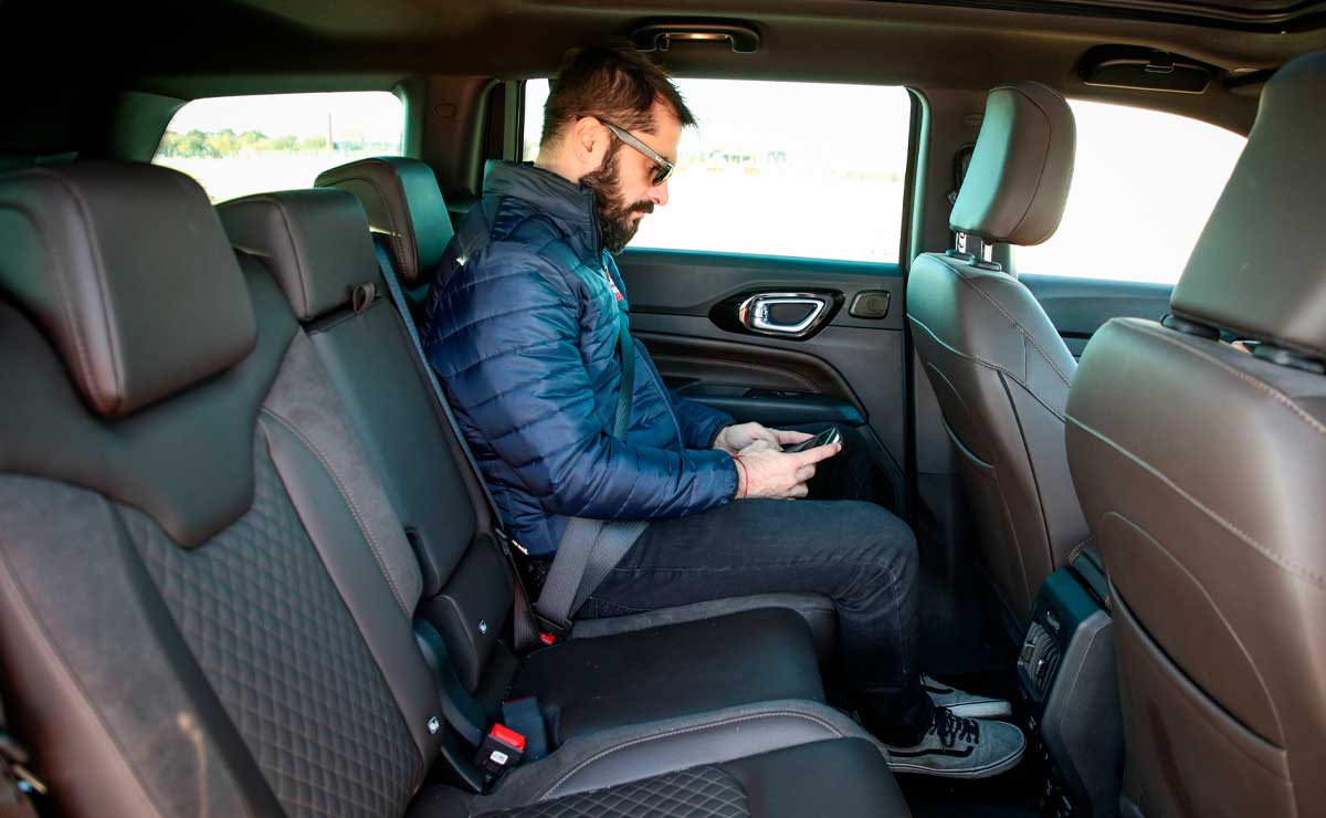 Test Drive Jeep Commander Overland Revista Auto Test Digital