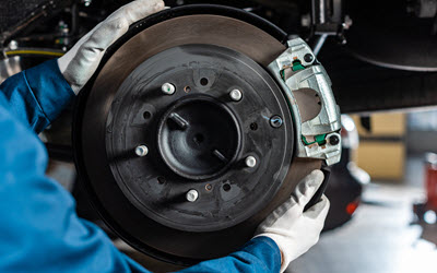 How to Check and Replace Your Mercedes' Brake Pads?