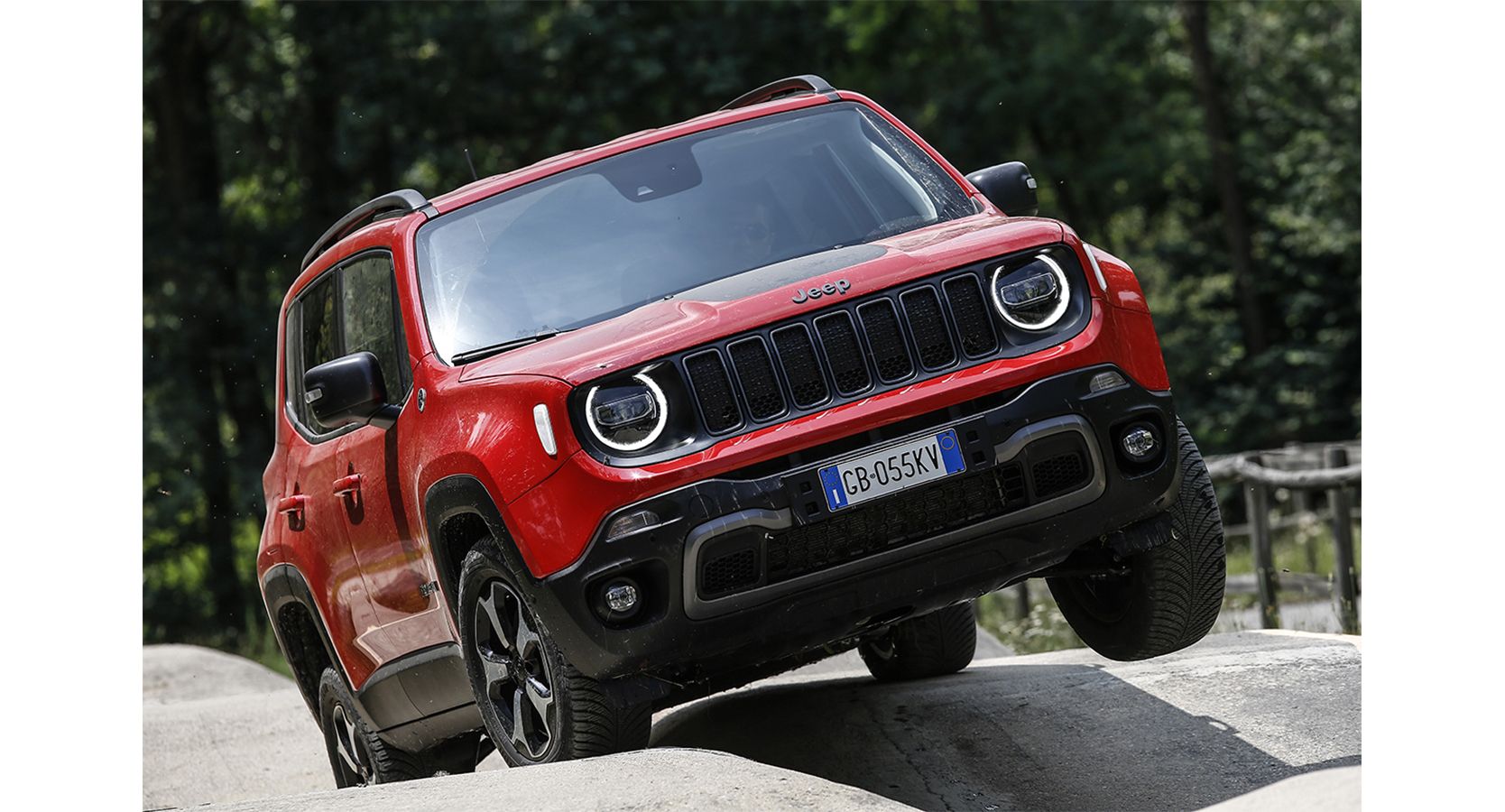 Jeep® Pedigree Honoured With Two Wins at 2021 ‘4x4 Of The