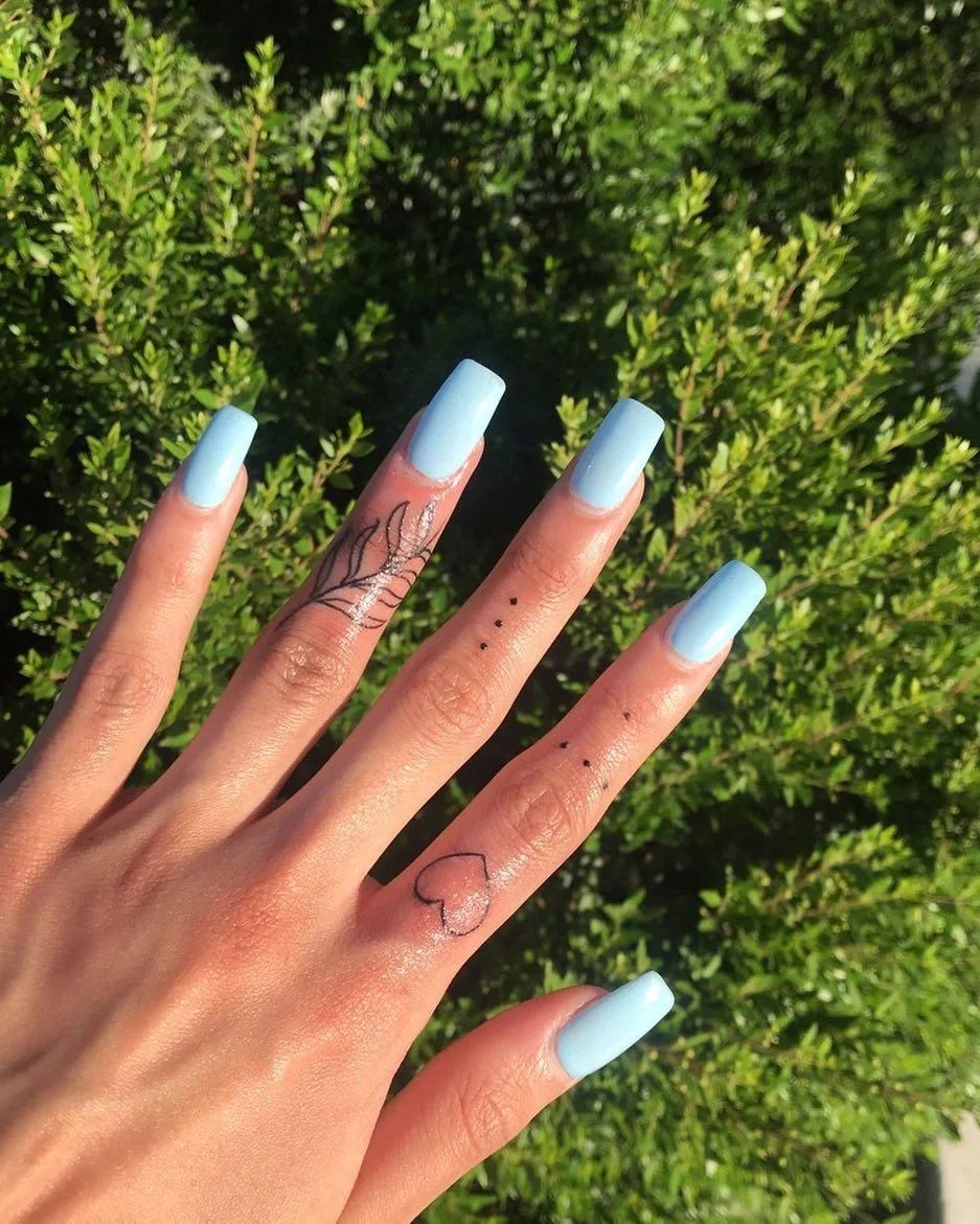 Cute Finger Tattoos Designs - Available Ideas 1171_x_937_jpg