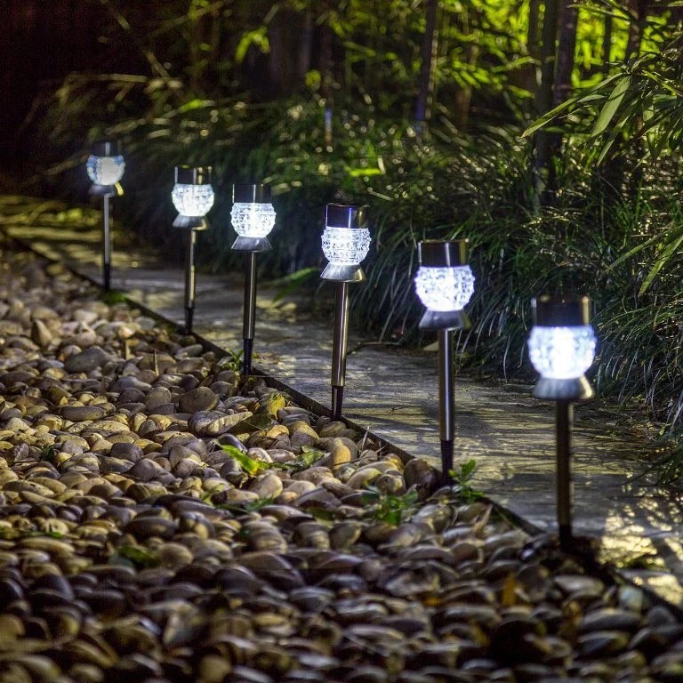 How to Choose the Best Solar Path Lights for Your Garden? Available Ideas