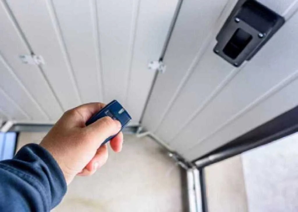 Signs You Need Garage Door Opener Repair Available Ideas Signs You Need Garage Door Opener Repair Available Ideas