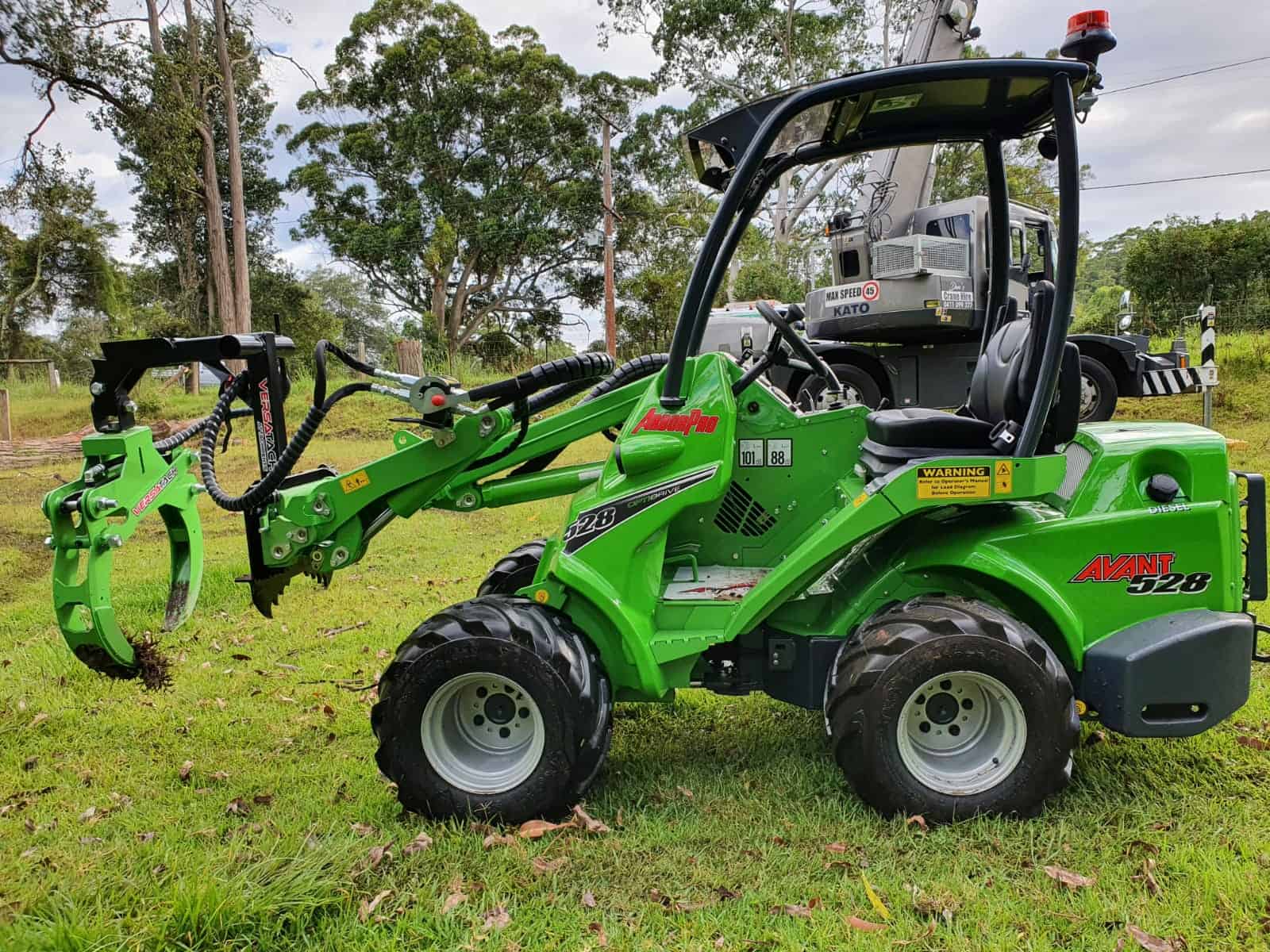 Avant 500 Series Mini Loaders Compact Powerful Articulated Loader