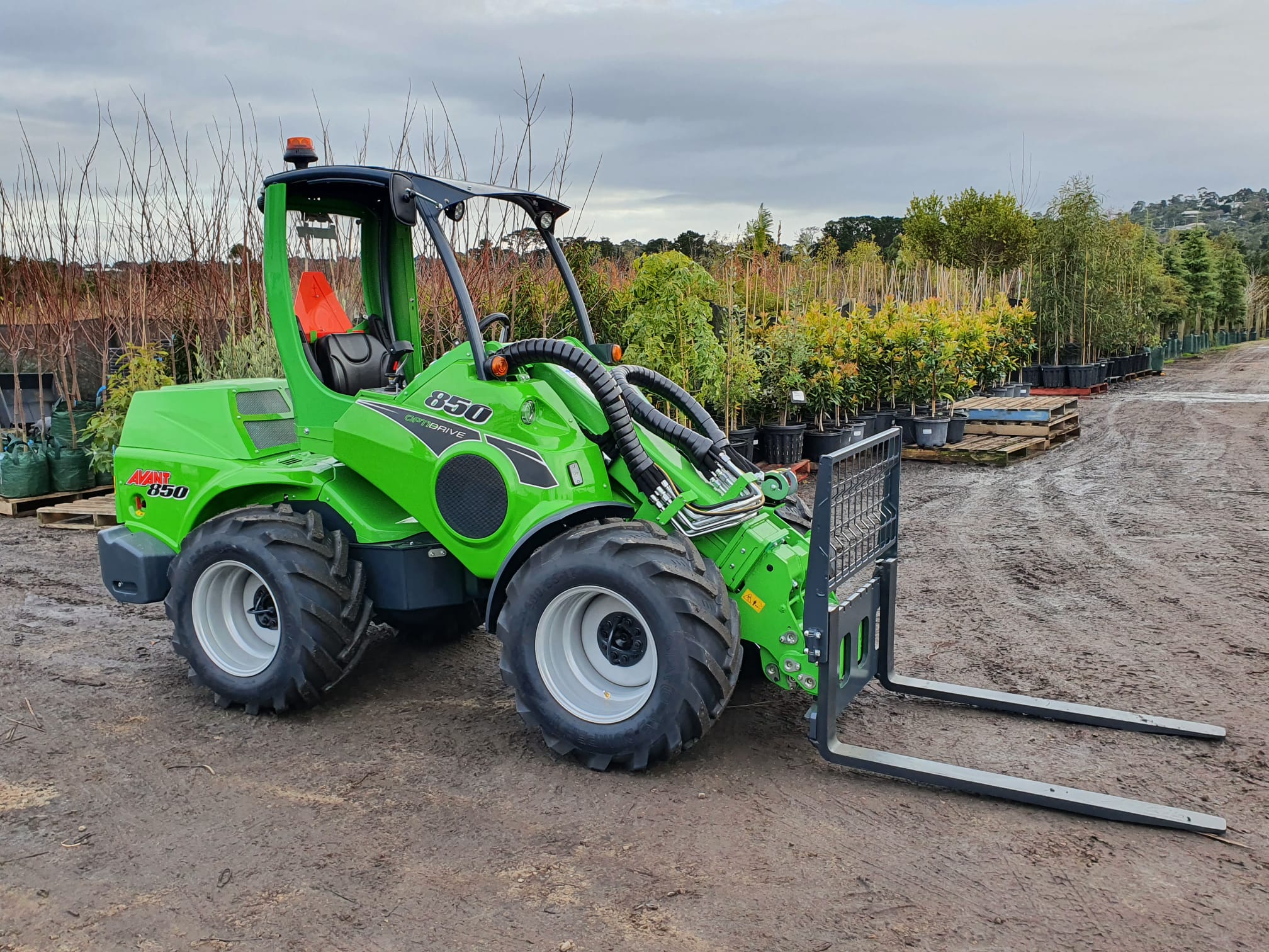 Avant 800 Series Mini Loader Avant Equipment