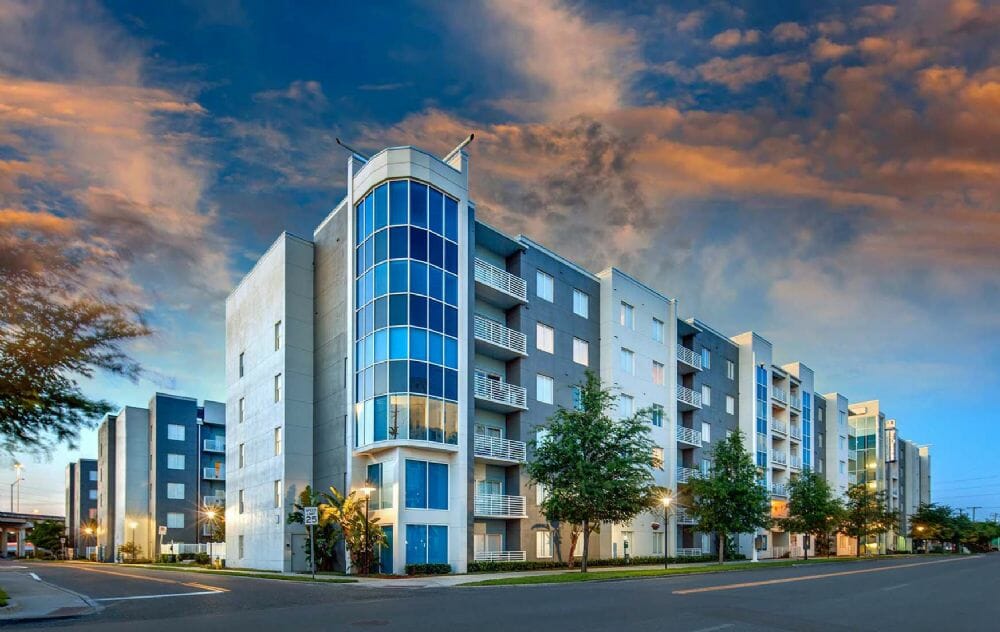 Tampa Corporate Housing at 1120 East Twiggs Street www.avenidasuites