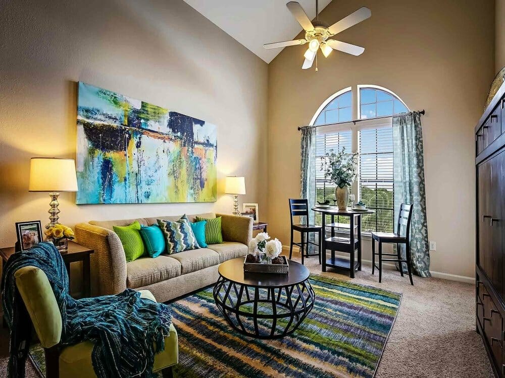 Furnished Apartments in Tampa at 2021 N Lemans Blvd 8006181532