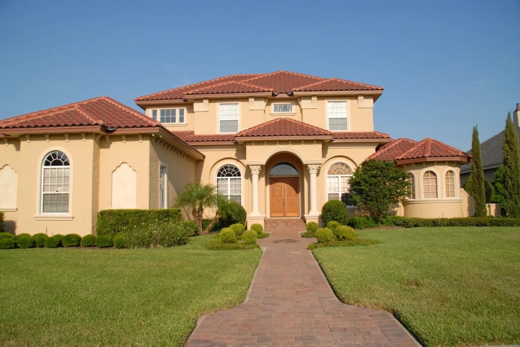 Top 4 House and Roof Color Combinations [Homeowners Guide]