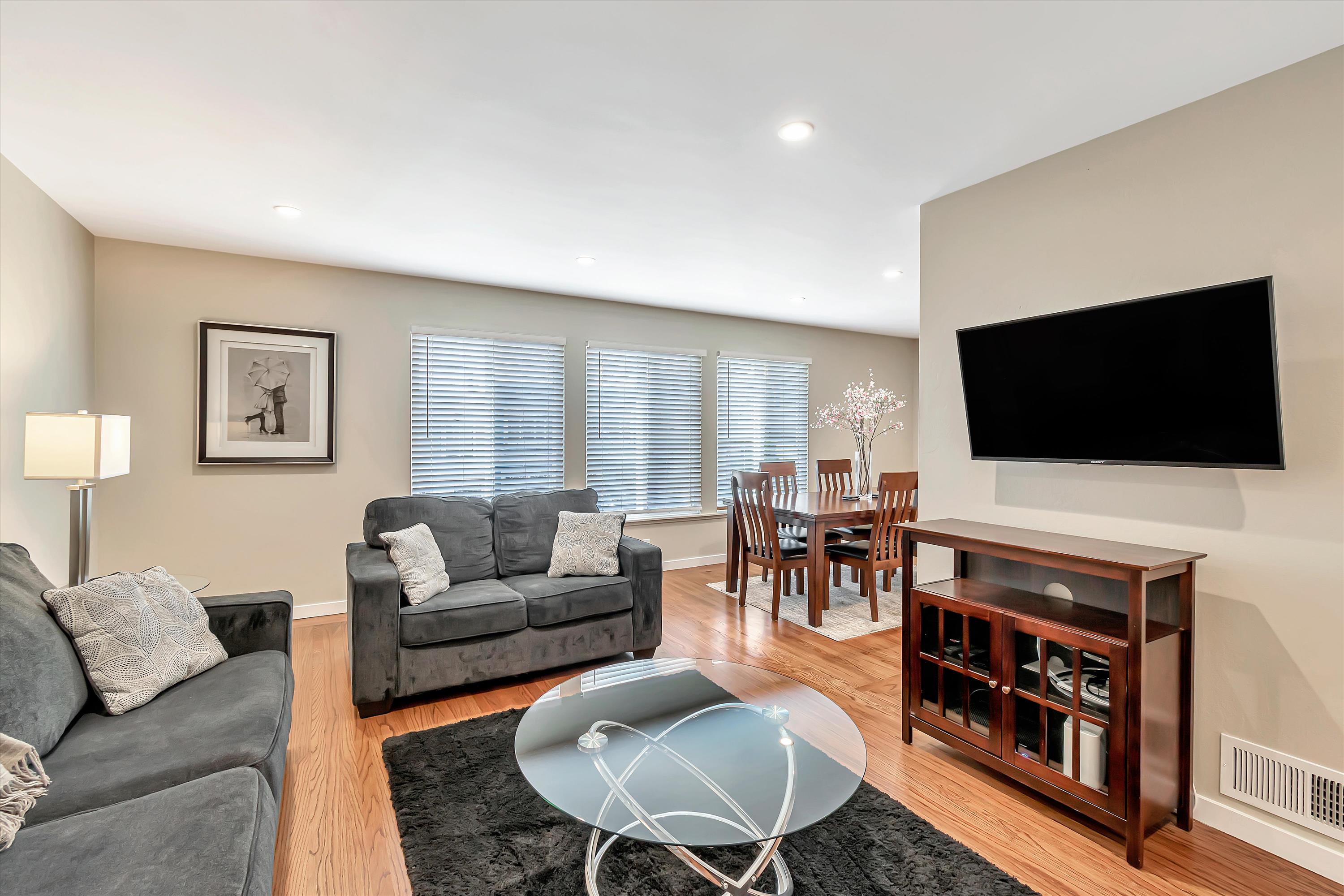 3 Bed 2 Bath 2Story House in Daly City AvenueWest Global