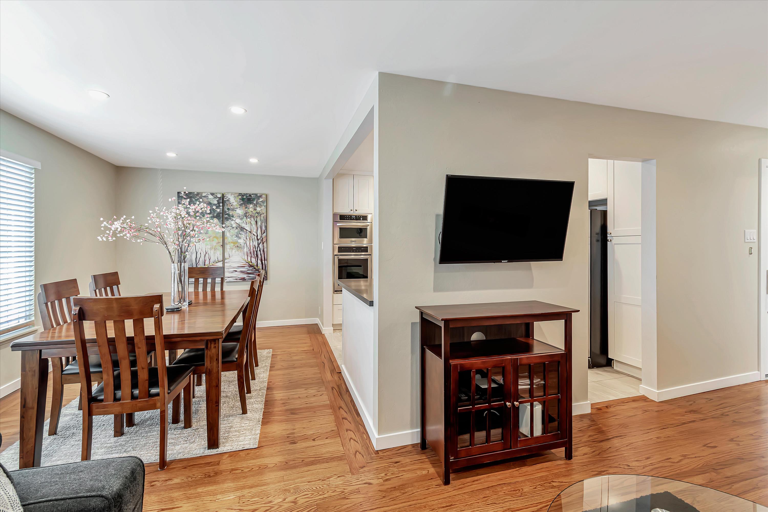 3 Bed 2 Bath 2Story House in Daly City AvenueWest Global