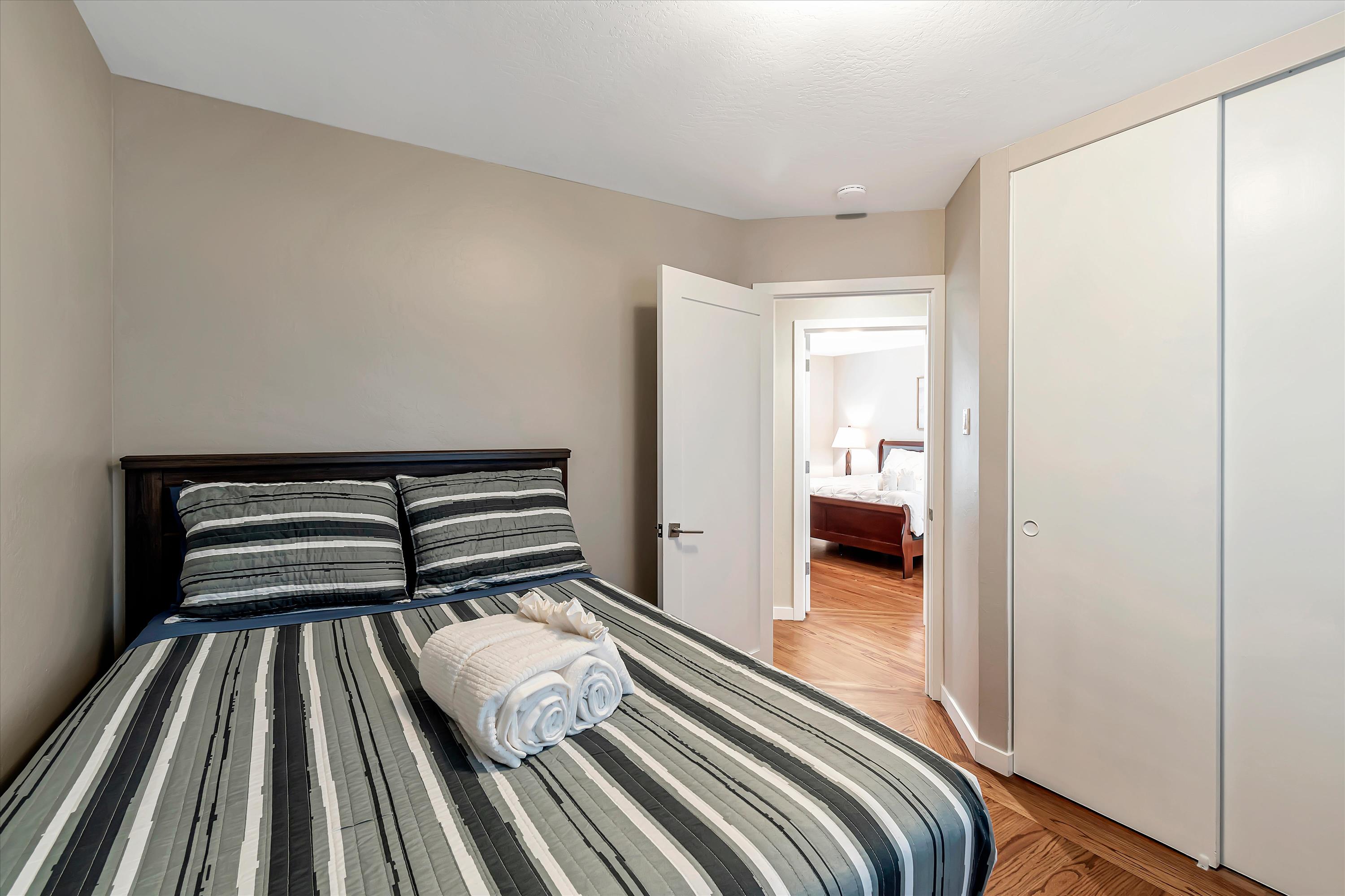 3 Bed 2 Bath 2Story House in Daly City AvenueWest Global