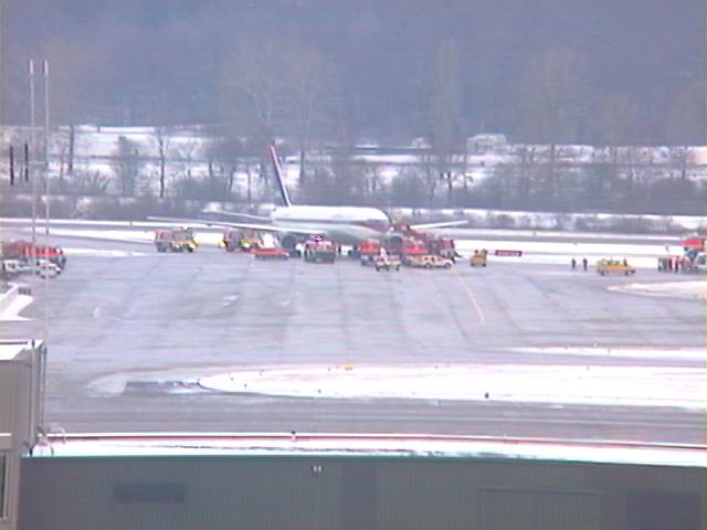 Incident: Delta Airlines B767 at Zürich on Dec 28th 2005, Engine