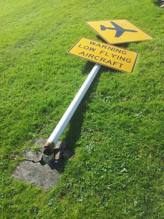 The Funniest Airport Warning Signs Collection Aviation Humor