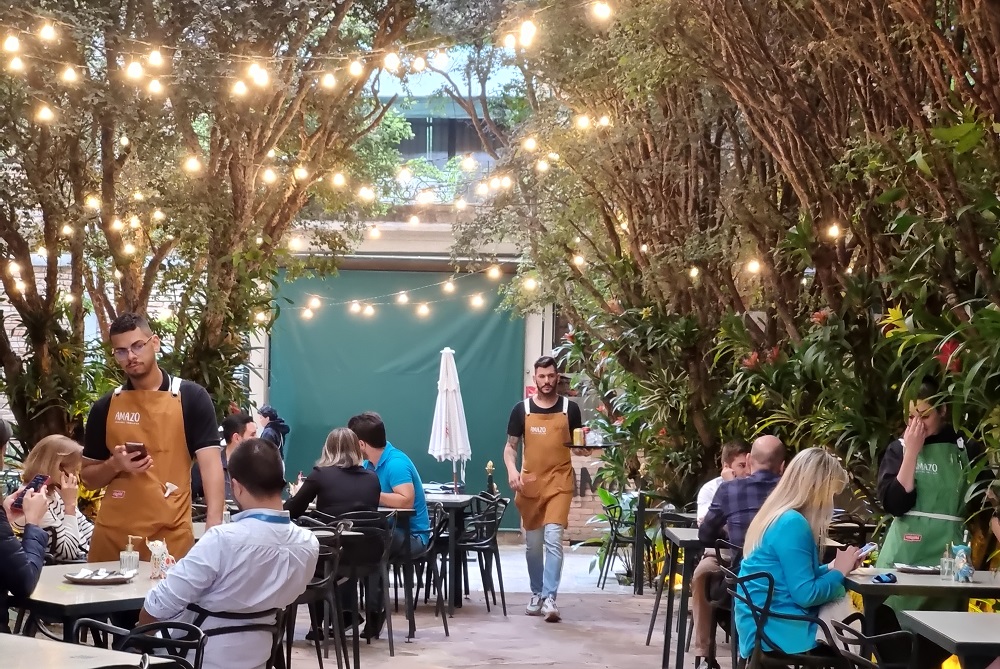 4 restaurantes nos Campos Elíseos pra você conhecer