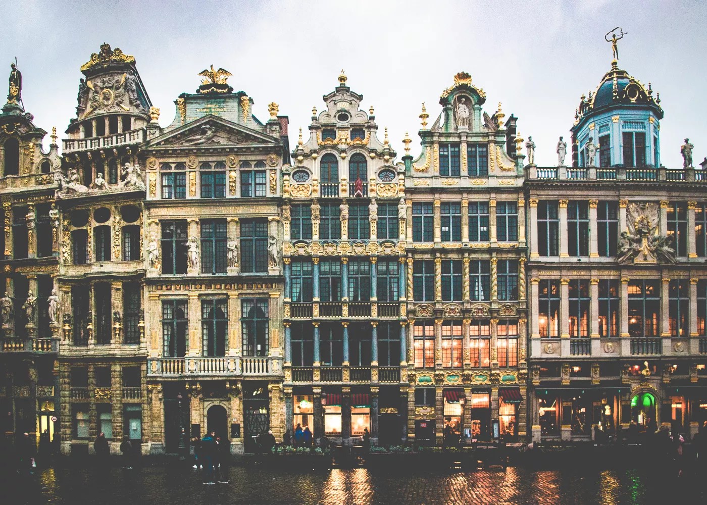 Cheap flights to Brussels Aviondo