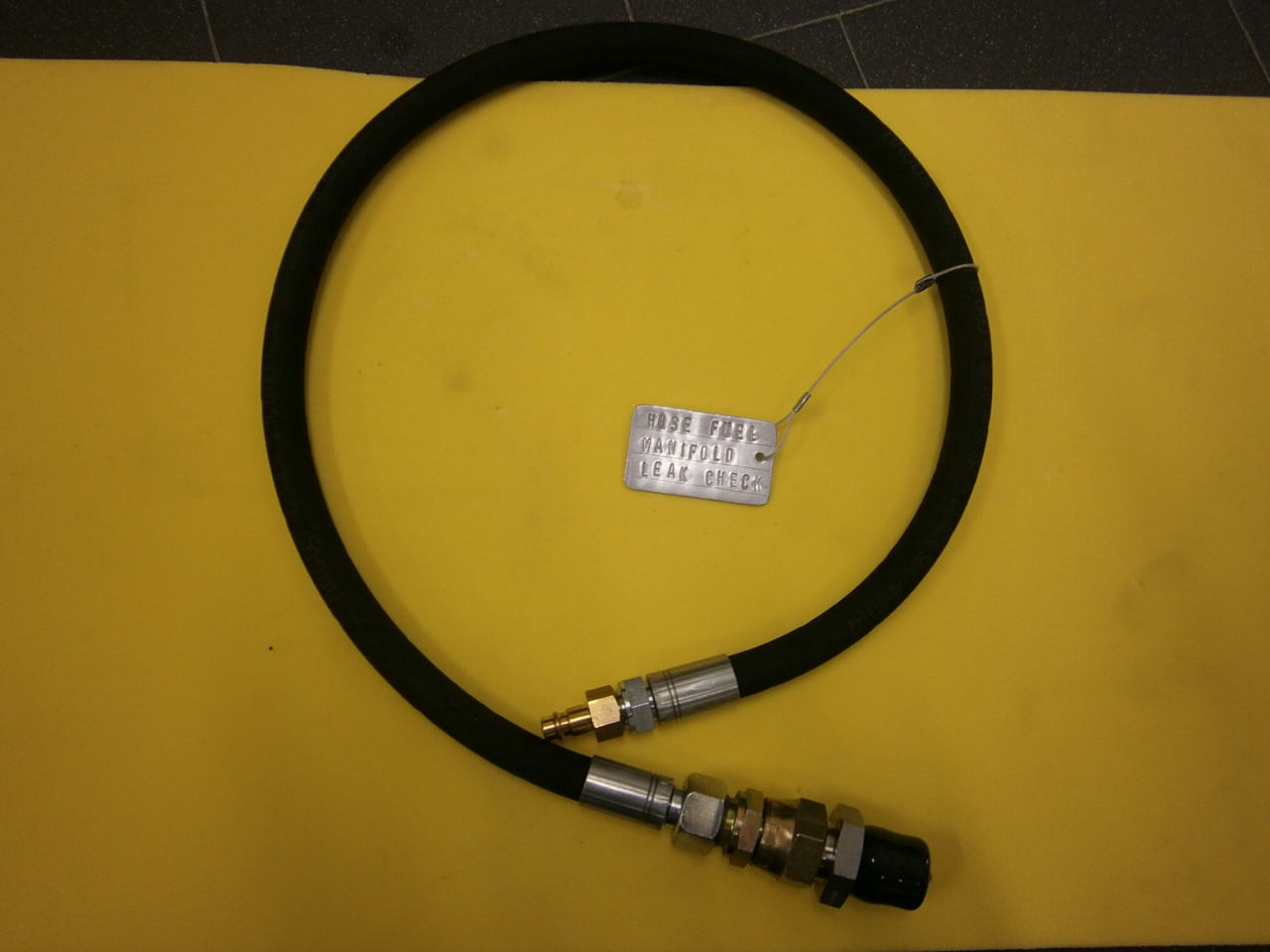 HOSE FUEL MANIFOLD LEAK CHECK Aviotools