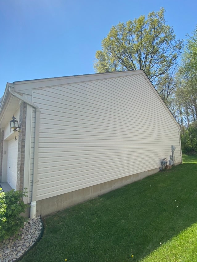 Residential Vinyl Siding Avsten
