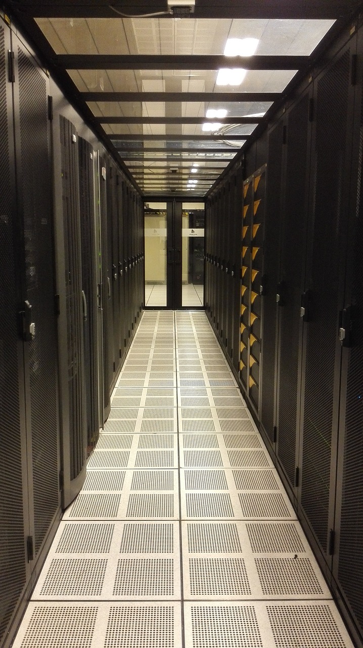 Use Room Alert To Spot Data Center Issues Before They Cause Costly