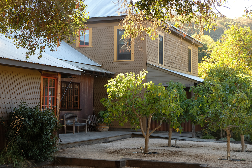 Bell Valley Retreat and Lodging in Boonville, California