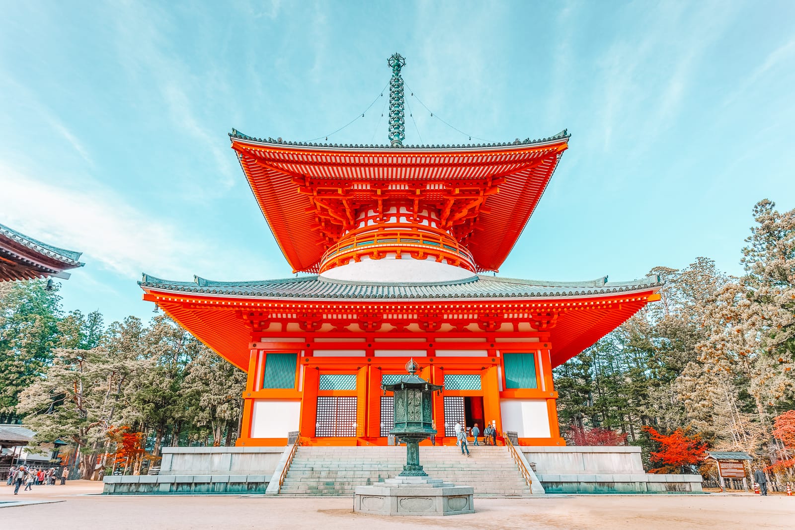 10 Best Towns And Cities To Visit In Japan Away and Far