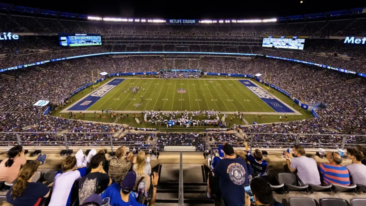MetLife Stadium Returns to Full Capacity Away Game Tailgate
