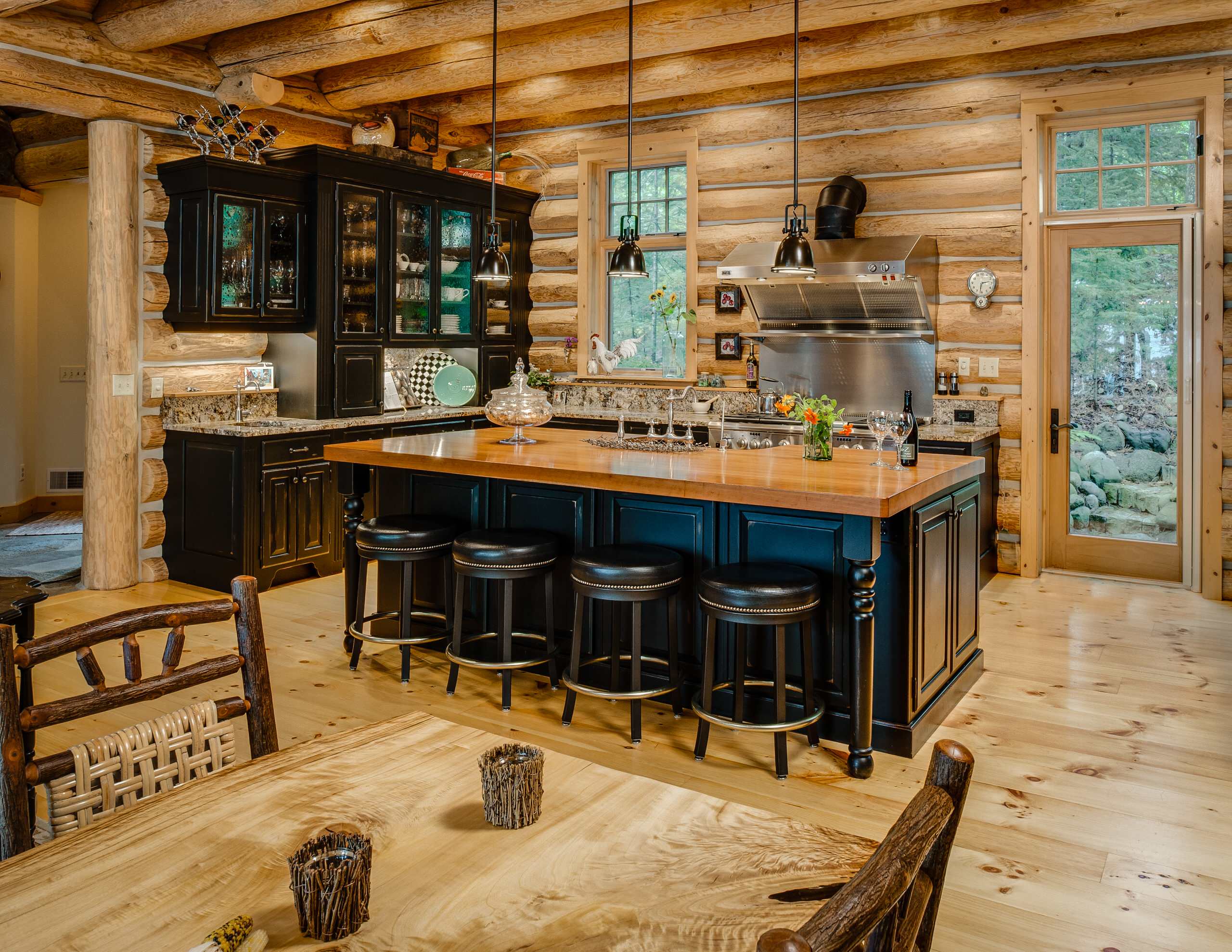 Cozy Cabin Kitchen Ideas for a Warm Ambiance