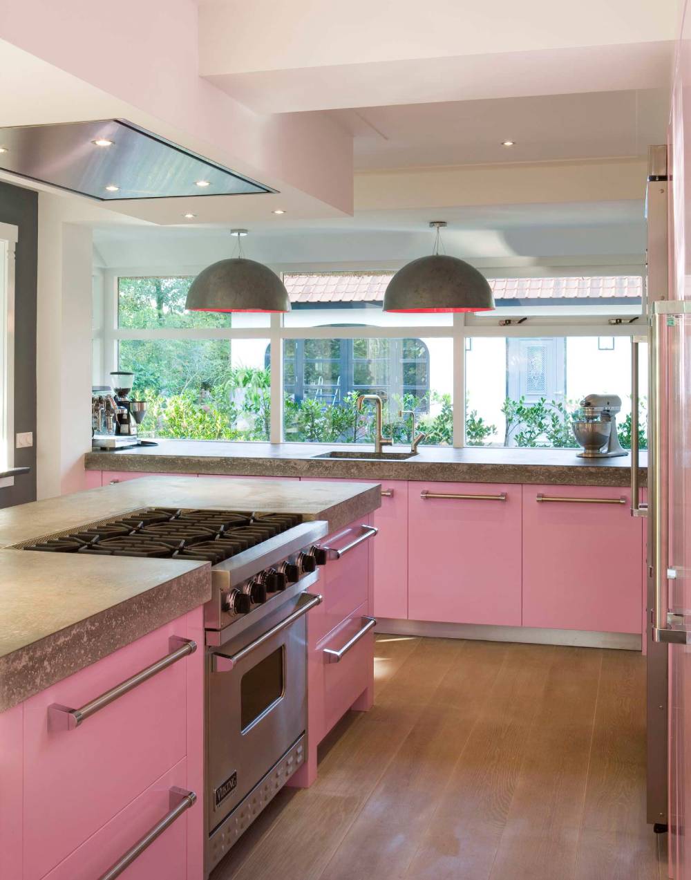 Creative Pink Kitchen Island Ideas That You Can Try