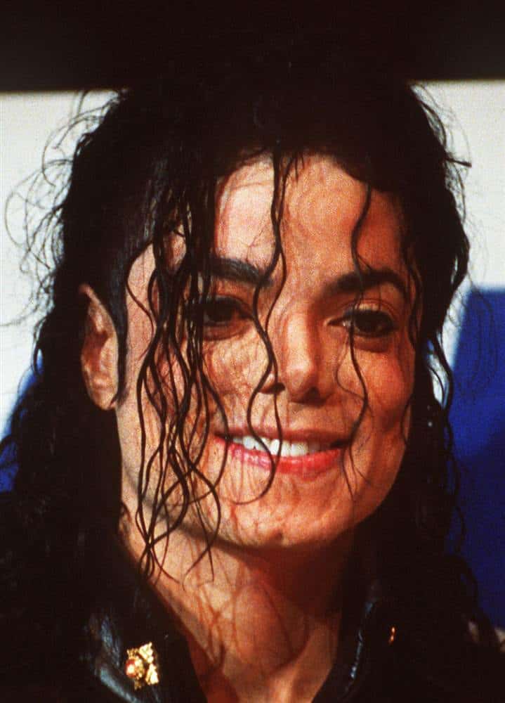16 Pictures That Show How Michael Jackson’s Face Changed
